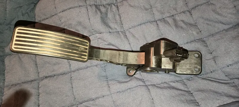 Pedal de acelerador para auto Chery Tiggo 2019 - 2