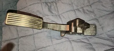 Pedal de acelerador para auto Chery Tiggo 2019 - miniatura 2