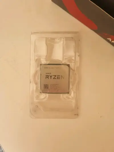 Procesador AMD Ryzen 7 2700X - miniatura 1