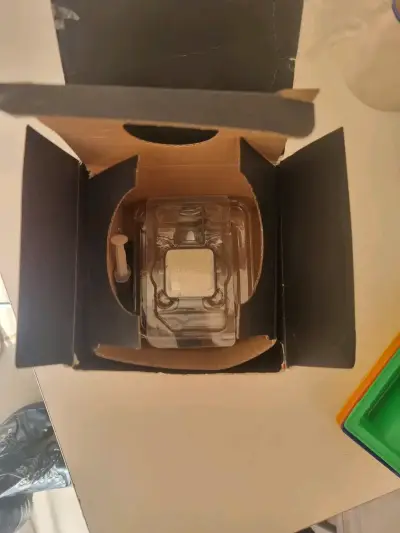 Procesador AMD Ryzen 7 2700X - miniatura 2