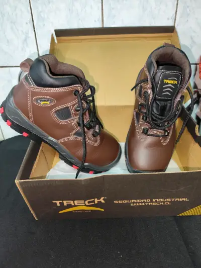 Botas de seguridad Treck nuevas - miniatura 4