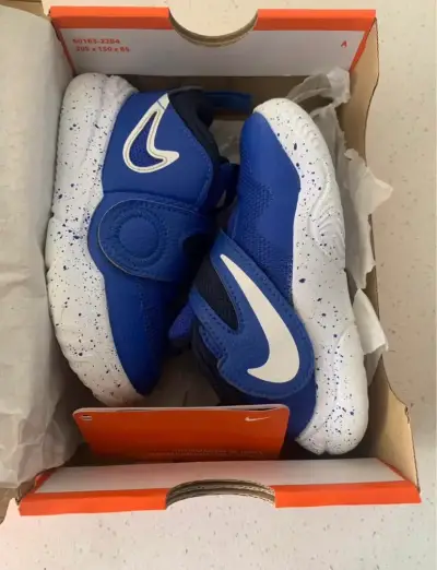 Zapatillas nike team hustle - miniatura 5