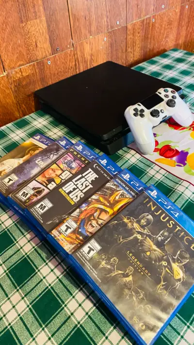 PS4 Slim 1TB en excelente estado 🎮✅ - miniatura 5
