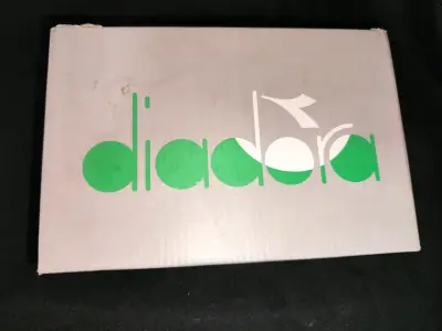 Zapatillas en Caja Diadora original - miniatura 1