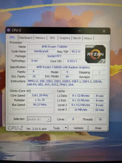 Laptop ASUS ROG Strix RTX 3050 - miniatura 2