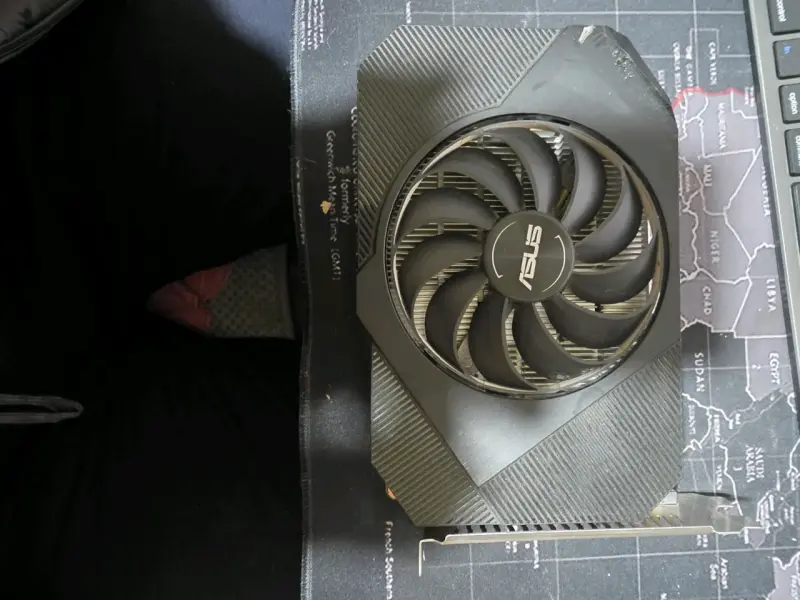 Tarjeta Gráfica Asus Phoenix Geforce Gtx 1650 4gb - 1