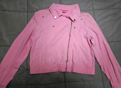 Chaqueta rosada con cierre - miniatura 2
