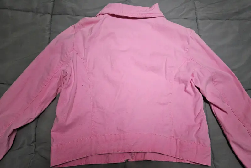 Chaqueta rosada con cierre - 4