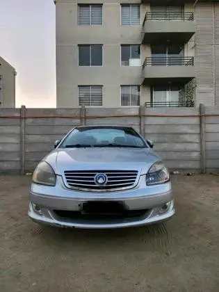 Auto Geely SL 2013 plateado - 2