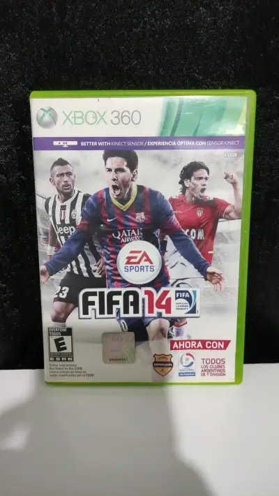 FIFA 14 Xbox 360 - miniatura 1