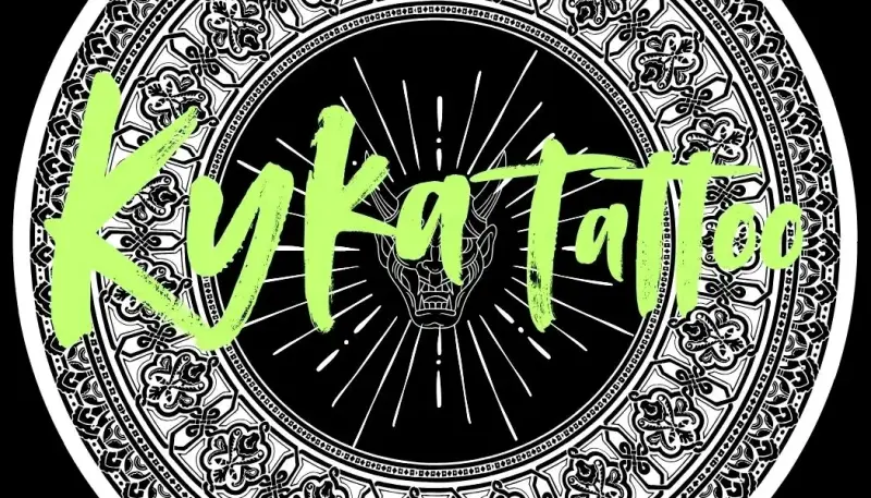 Tattuadora artes mixtas - 2