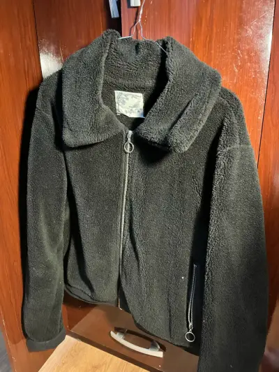 Chaqueta negra de mujer - miniatura 1