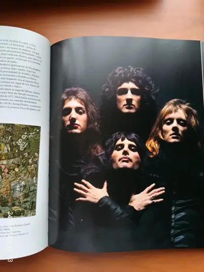 Libro Freddie Mercury y Queen Biografia - miniatura 2