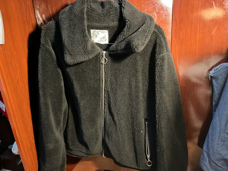 Chaqueta negra de mujer - 10
