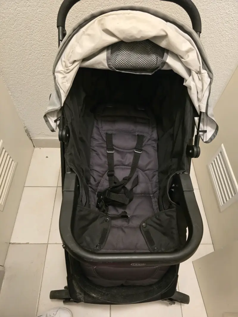 Coche de bebé plegable gris Graco - 6