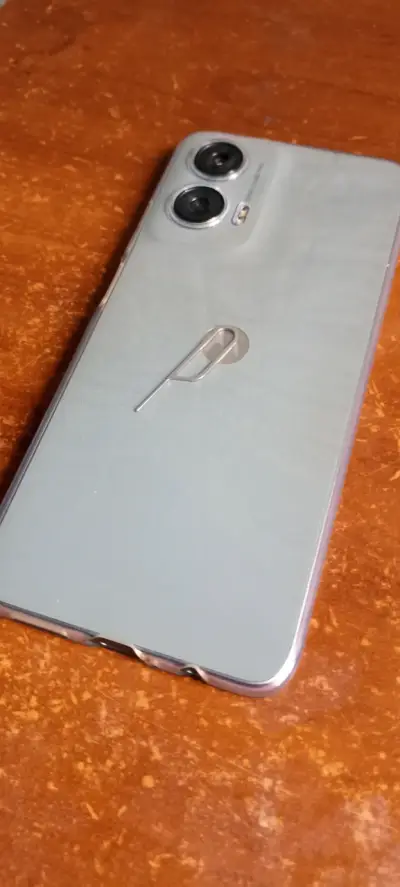 Smartphone negro en buen estado - miniatura 4