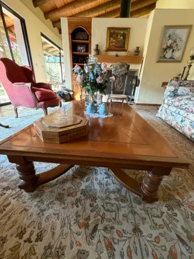 Mesa de centro de madera elegante - miniatura 4