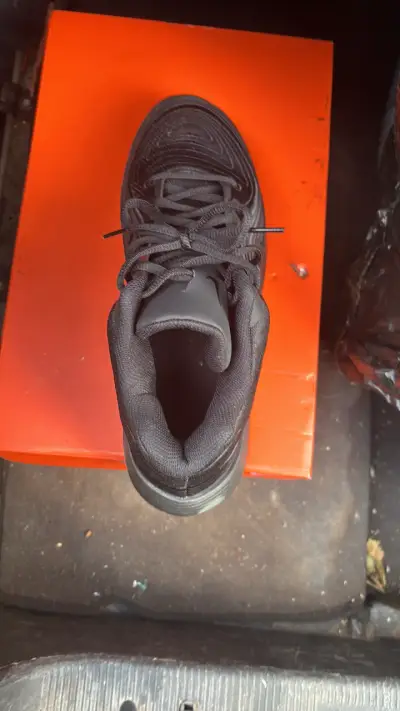 Zapatillas negras de running - miniatura 4