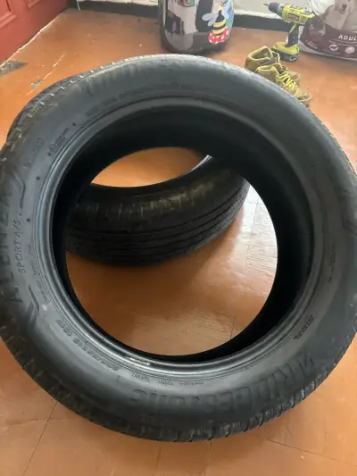 Neumático Bridgestone Turanza usado - miniatura 1