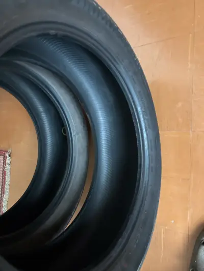 Neumático Bridgestone Turanza usado - miniatura 2