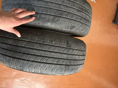 Neumático Bridgestone Turanza usado - miniatura 4