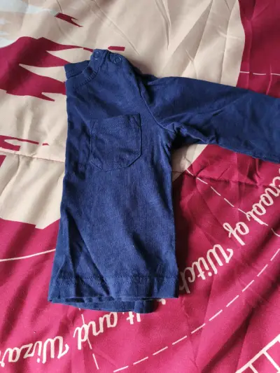 Polera azul para niños - miniatura 2