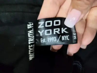 Polerón negro Zoo York - miniatura 2