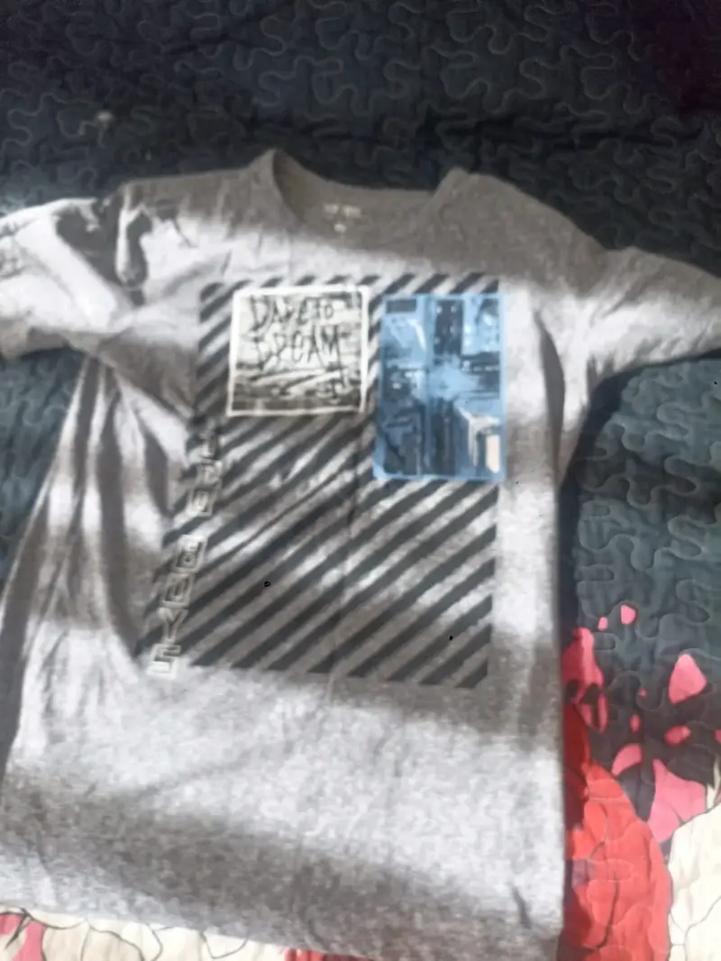 Polera con estampado talla M varon - 1