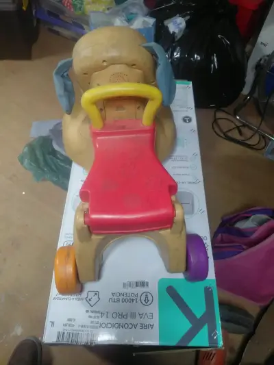 Andador infantil multicolor - miniatura 1