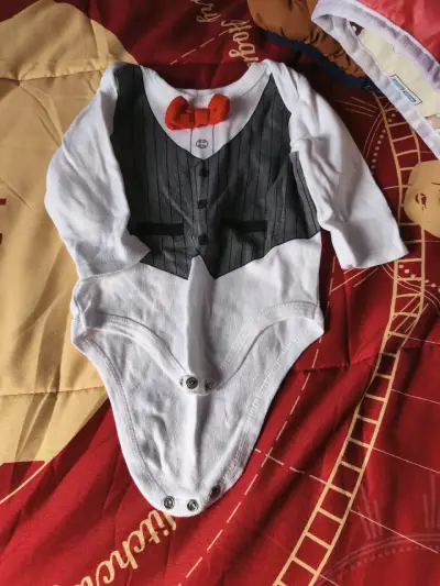 Set de bodies para bebé estampados - miniatura 2