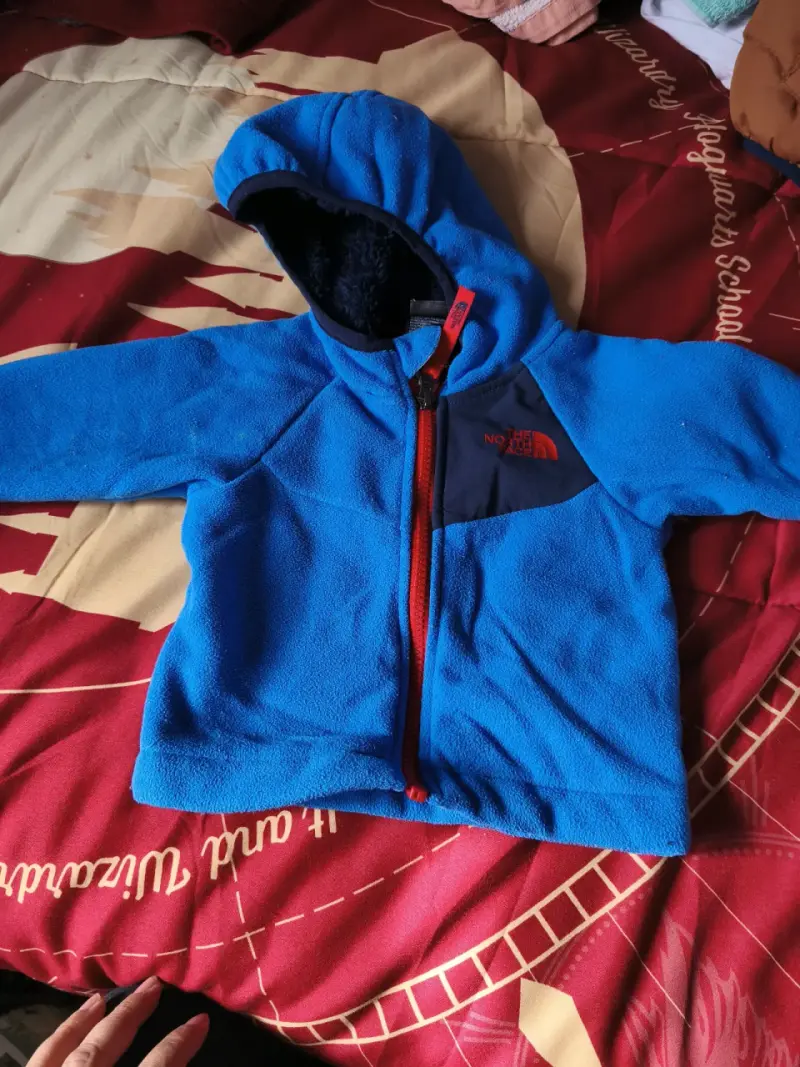 Poleron de polar con chiporro azul, más capucha - 1