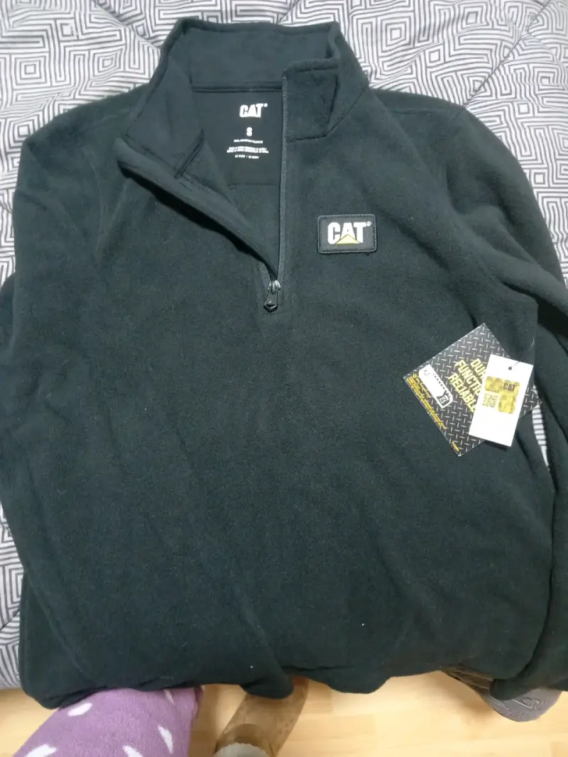Polar negro CAT con cierre - 1