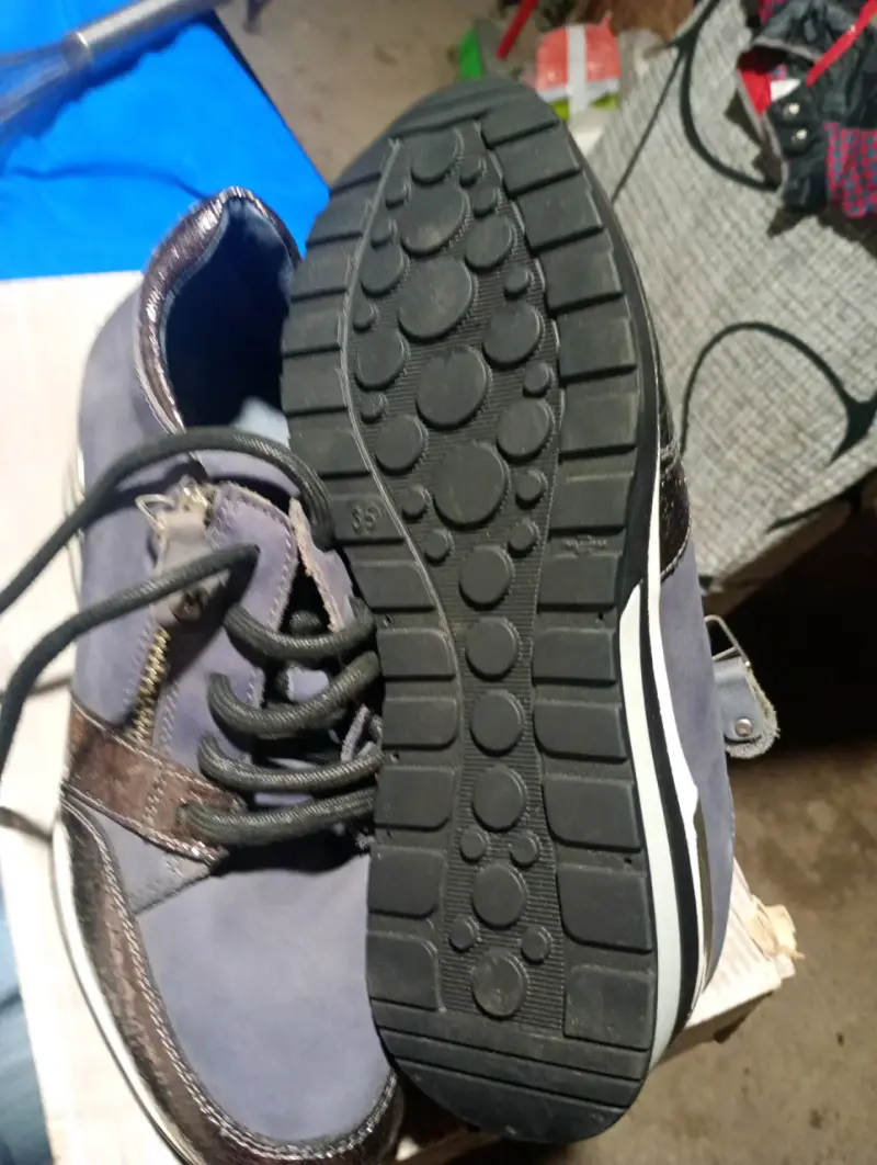 Zapatos con diseño y detalles dorados, mingo - 5