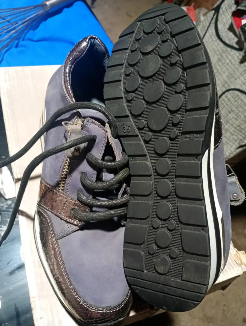Zapatos con diseño y detalles dorados, mingo - 6