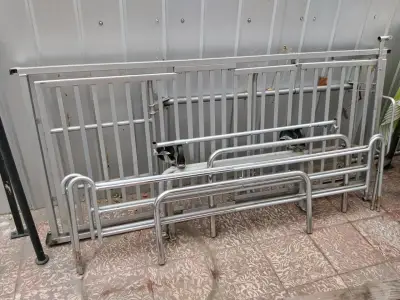 Cama Clínica manual, con Colchones - miniatura 1