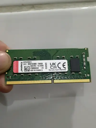 Memoria RAM Kingston 16GB DDR4 3200 - miniatura 1