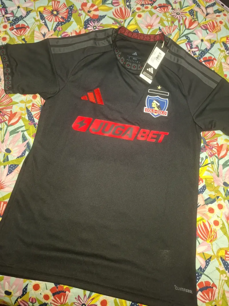 Camiseta deportiva Colo-Colo negra - 1