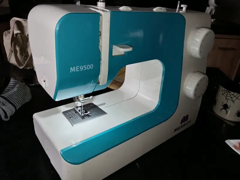 Máquina de coser Merritt ME9500 - 10