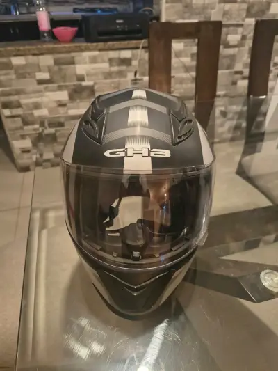 Casco integral GHB negro y gris - miniatura 1