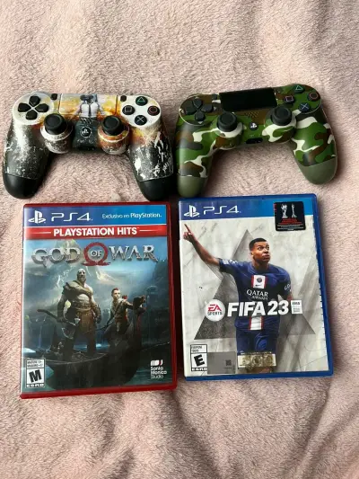 Consola PS4 con control y juegos - miniatura 2