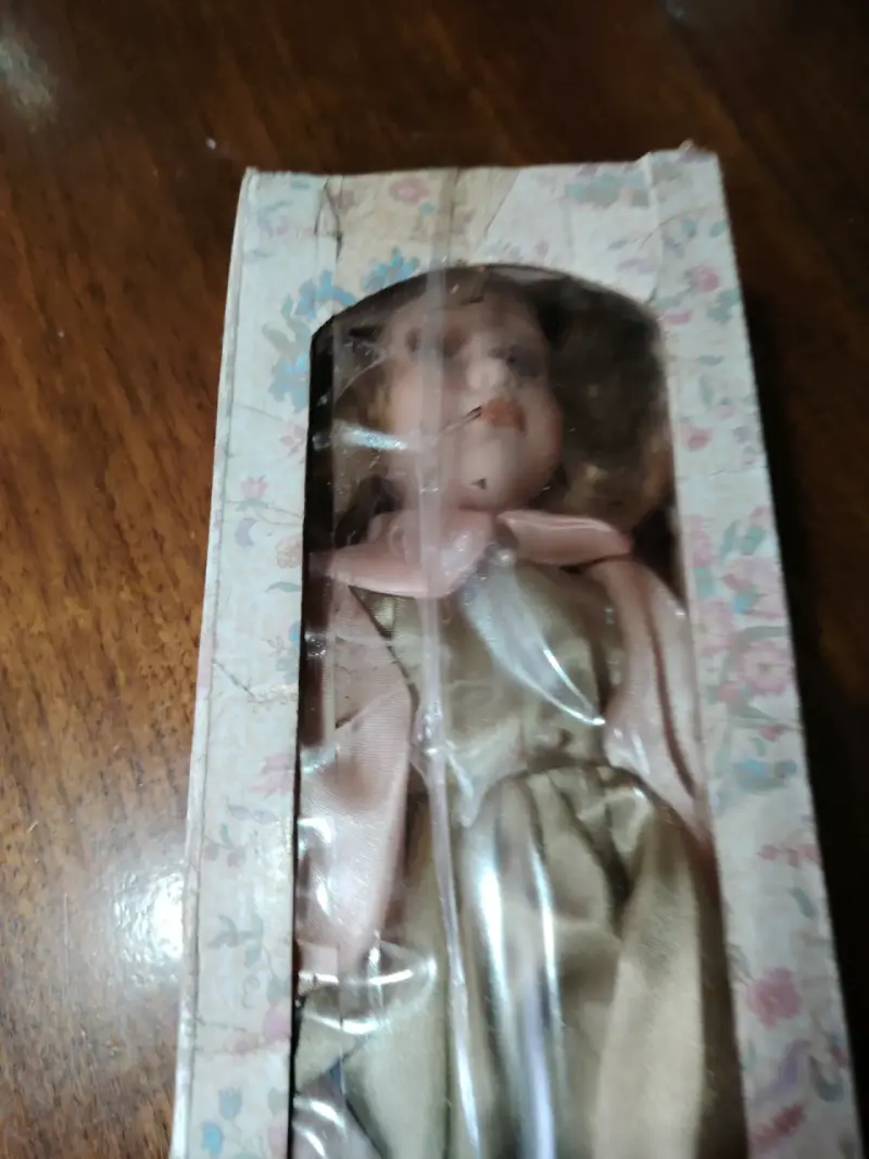 Muñeca de colección Caterina - 3