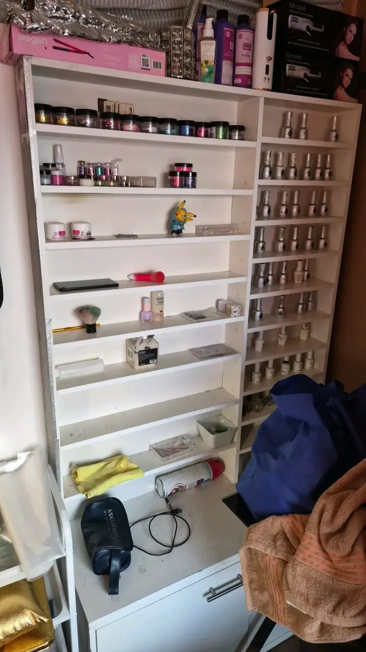 Mesa de uñas completa - 5