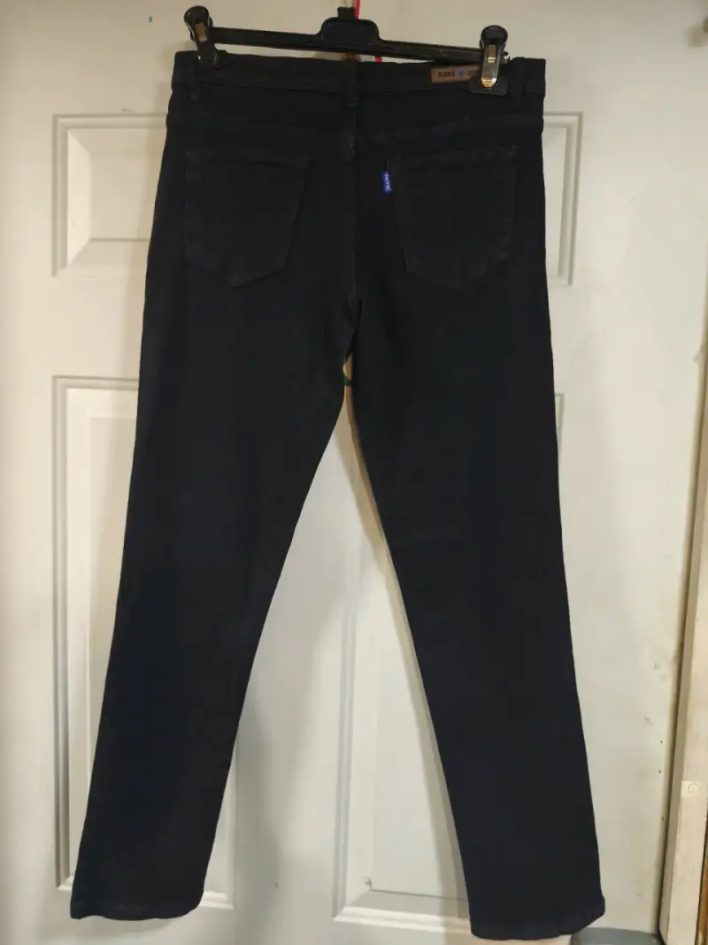 Jeans negros clásicos de niño - 4