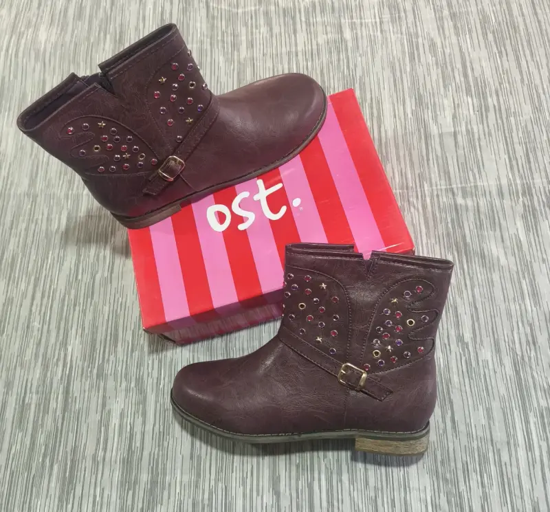 Botines marrones con tachas - 1