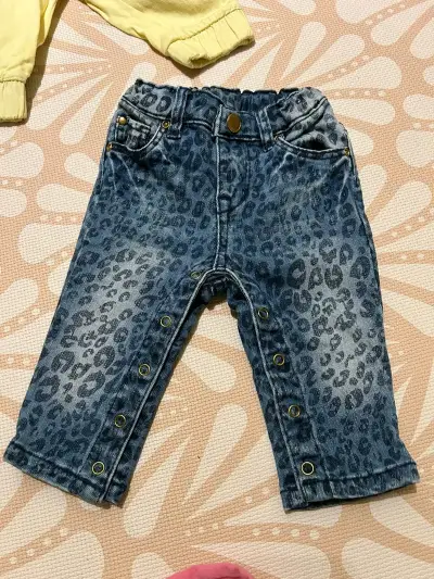 Ropa infantil variada - miniatura 4