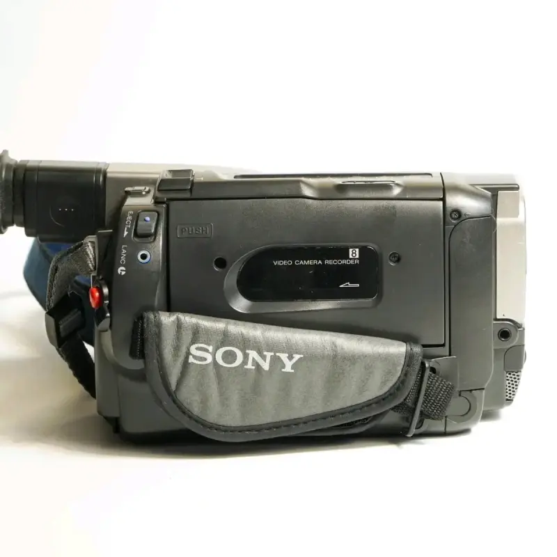 Videocámara Sony Handycam Video8 - 3