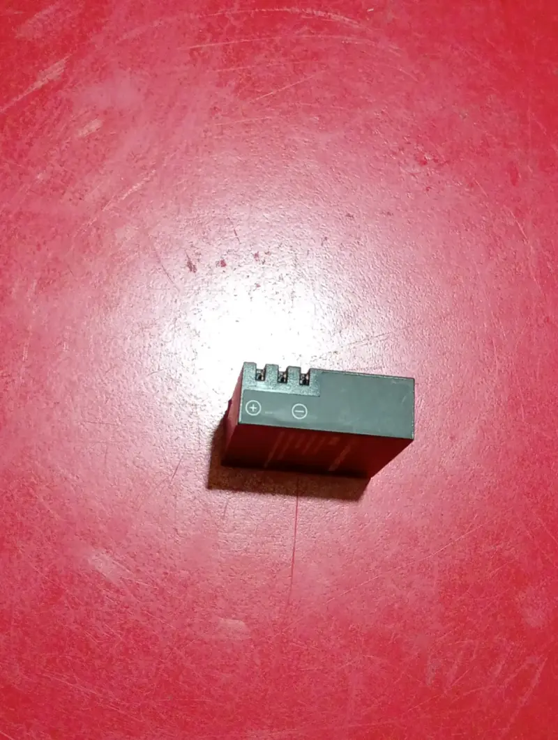Batería recargable de iones de litio 3.7 v - 3