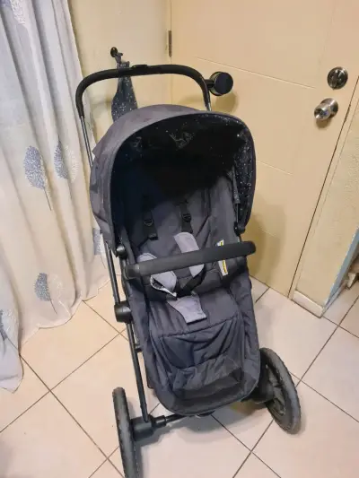 Coche de bebé Infanti Epic 5G usado - miniatura 5