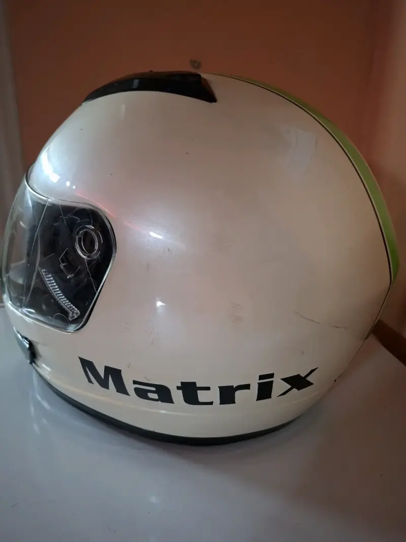 Casco de moto con diseño italiano - 3
