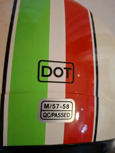 Casco de moto con diseño italiano - miniatura 6